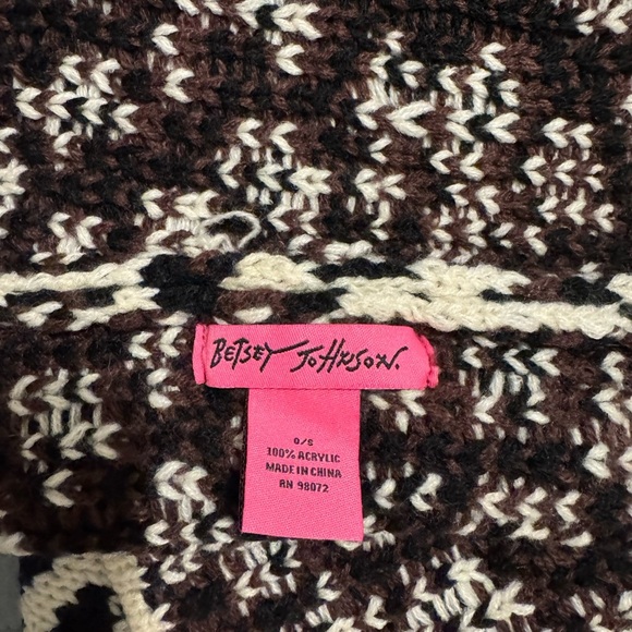 Betsey Johnson infinity scarf - Picture 3 of 4